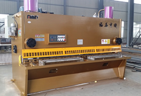 QC11Y-30×2500液壓閘式(shi)剪闆機