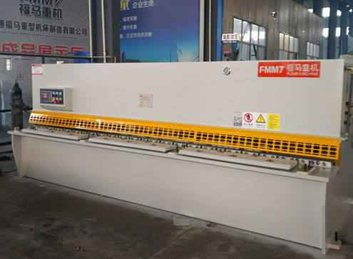 擺(bǎi)剪4×4000 視頻