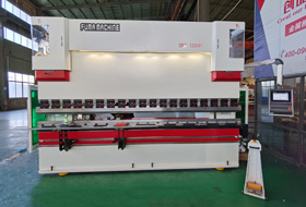 WE67K-130T4100新一(yi)代雙泵控數控(kòng)折彎