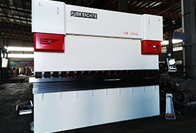 WE67K-300T 4000主(zhu)伺服數控折彎(wan)機