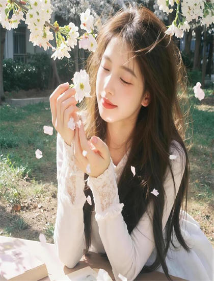 女人被添全过程久久AV片_古剑奇谭高清视频在线观看_V娘的故事在线观看免费完整版